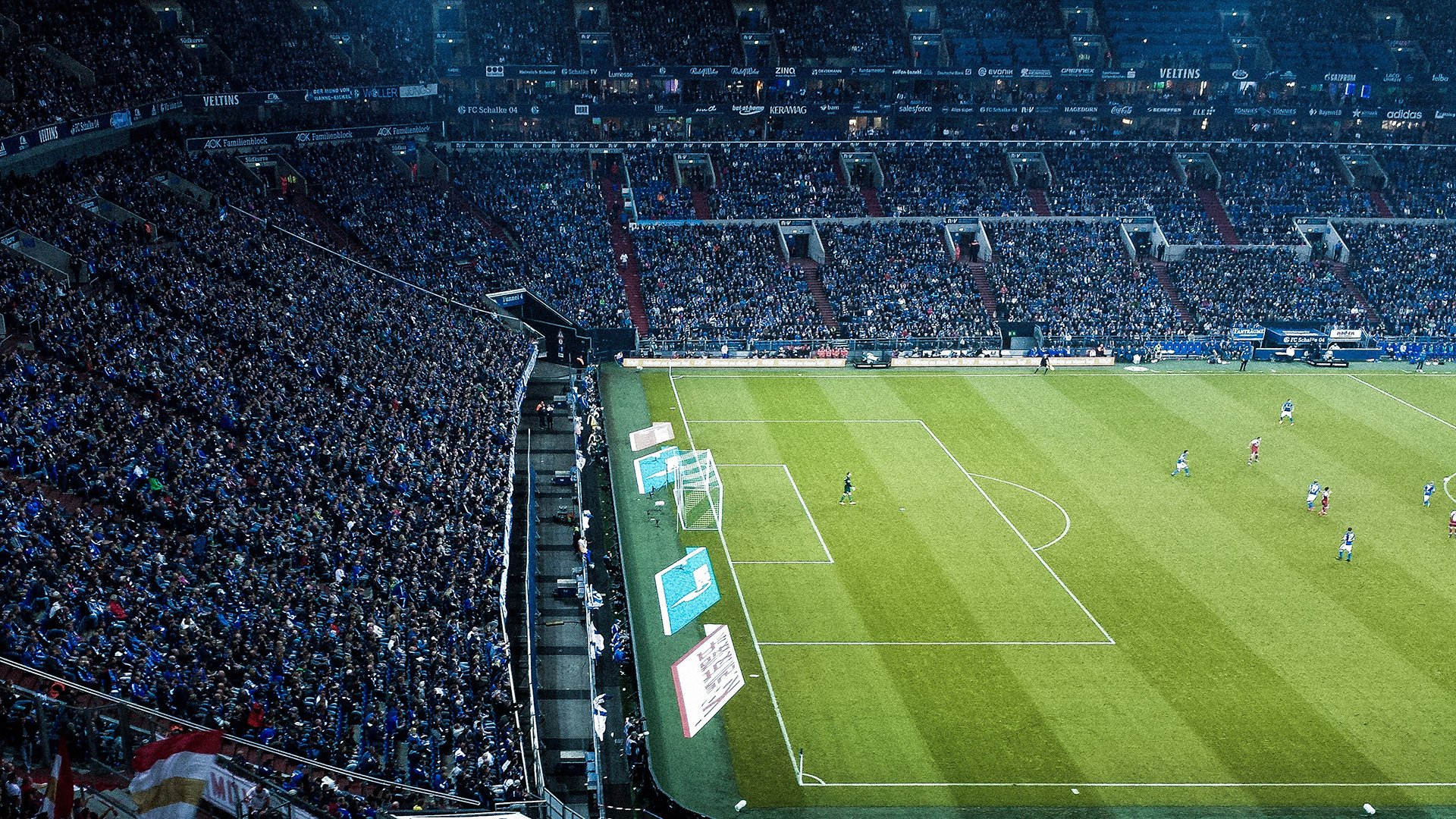 欧冠焦点：皇马淘汰赛首回合险胜拜仁，次回合悬念十足，皇马将迎欧冠生死战